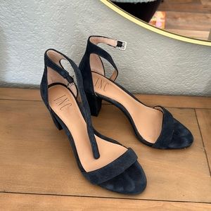 Midnight Blue velvet heals